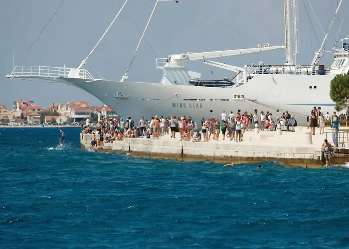 公寓 1 Bedroom Amazing In *