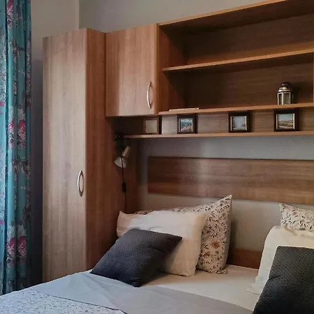 1 Bedroom Amazing In *